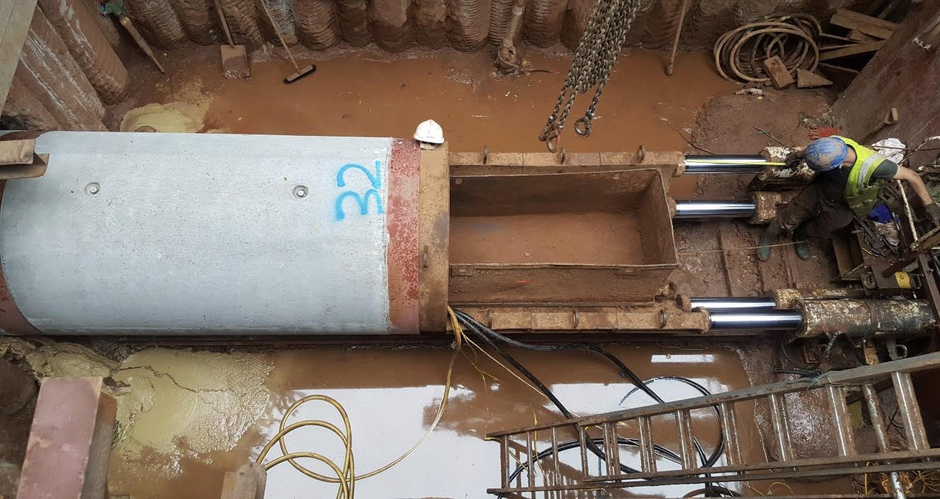 Pipe jacking Leitir Tunnelling